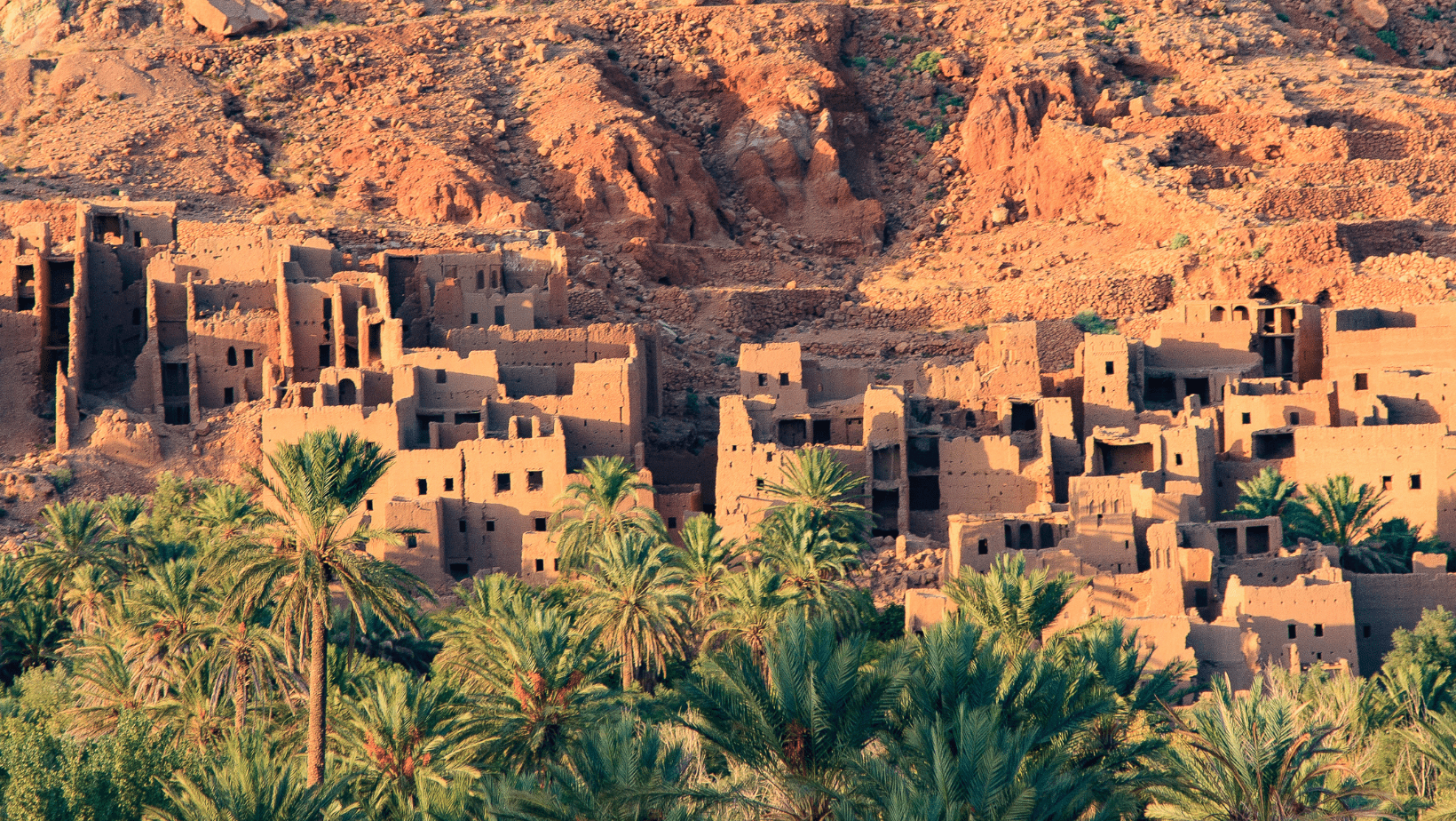 4 DAYS TOUR FROM OUARZAZATE TO DESERT AND MARRAKECH